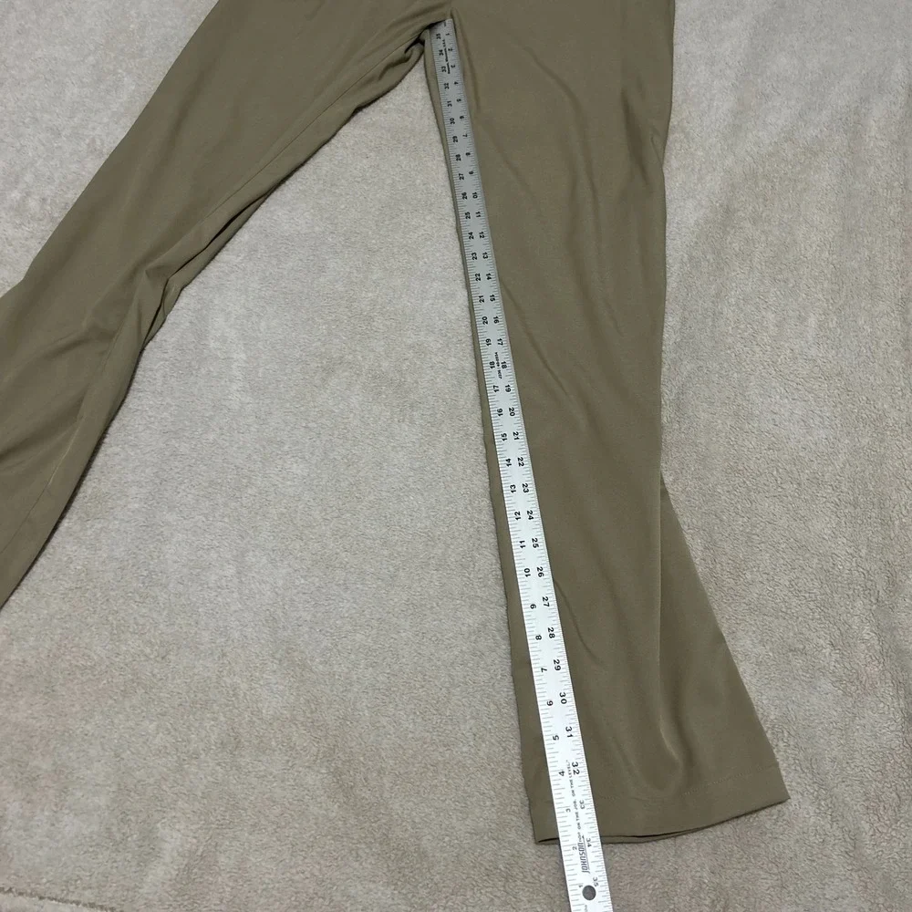 Nike Performance Golf Pants Mens 34 32 Khaki‎ Flat Front Straight Leg Athletic